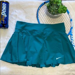 Green Nike Tennis Skort!
